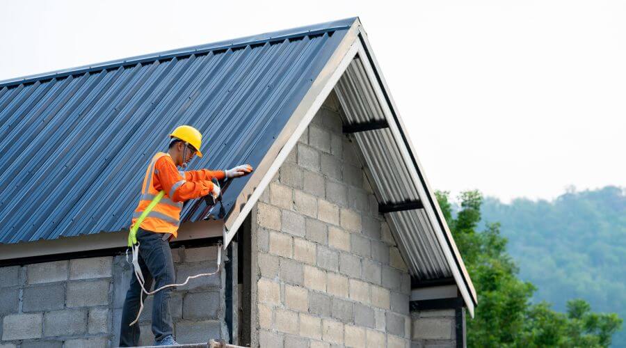 Expert new roof installation services in Midkiff, WV